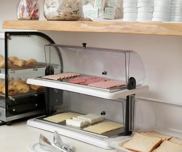 Margaritari מלון דירות 2*