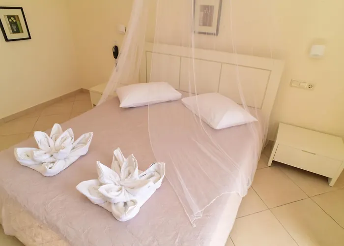 מלון דירות Margaritari