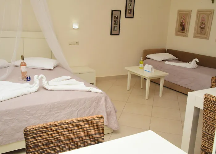 Margaritari 2* Agia Anna (Naxos)