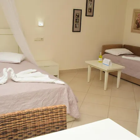 Margaritari 2* Agia Anna (Naxos)